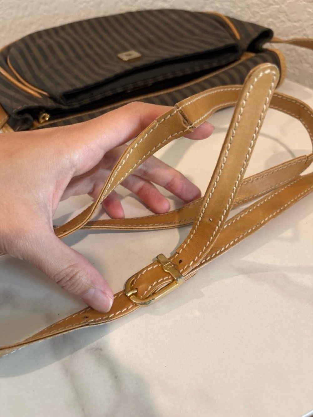 Fendi Vintage Pequín Stripe
Crossbody Bag - Picture 12 of 15